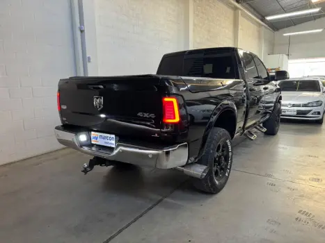 RAM 2500 6.7 I6 24V SLT CABINE DUPLA TURBO DIESEL LARAMIE 4X4 AUTOMÁTICO, Foto 9