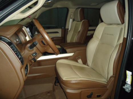 RAM 3500 6.7 I6 LARAMIE CABINE DUPLA TURBO DIESEL AUTOMTICO, Foto 2