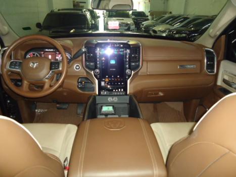 RAM 3500 6.7 I6 LARAMIE CABINE DUPLA TURBO DIESEL AUTOMTICO, Foto 4