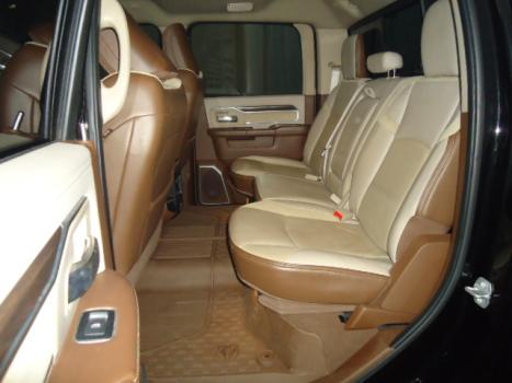 RAM 3500 6.7 I6 LARAMIE CABINE DUPLA TURBO DIESEL AUTOMTICO, Foto 8