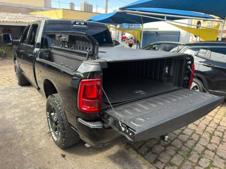 RAM 3500 6.7 I6 LARAMIE NIGHT EDITION CABINE DUPLA 4X4 TURBO DIESEL AUTOMÁTICO, Foto 4