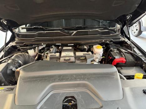 RAM 3500 6.7 I6 LIMITED LONG HORN CABINE DUPLA 4X4 TURBO DIESEL AUTOM�TICO, Foto 12