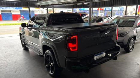 RAM Rampage 2.0 4P HURRICANE 4 TURBO R/T 4X4 AUTOM�TICO, Foto 2
