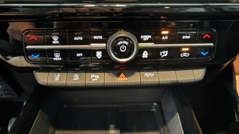 RAM Rampage 2.0 4P HURRICANE 4 TURBO R/T 4X4 AUTOM�TICO, Foto 15