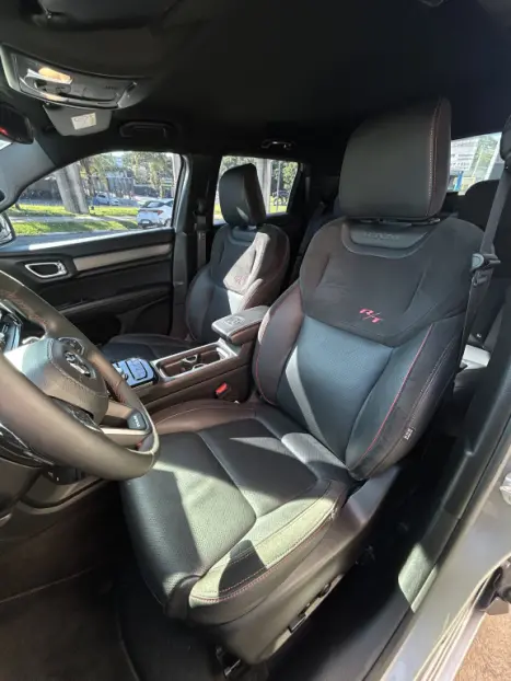 RAM Rampage 2.0 4P HURRICANE 4 TURBO R/T 4X4 AUTOM�TICO, Foto 5