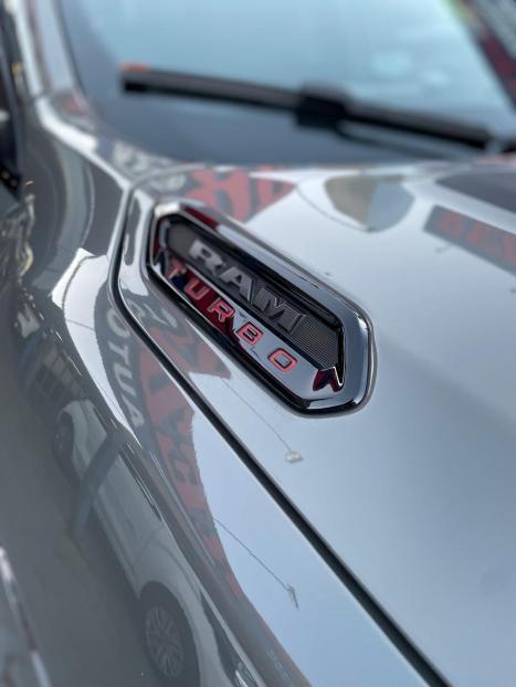 RAM Rampage 2.0 4P HURRICANE 4 TURBO R/T 4X4 AUTOM�TICO, Foto 8