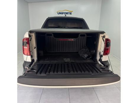 RAM Rampage 2.0 4P HURRICANE 4 TURBO R/T 4X4 AUTOM�TICO, Foto 9