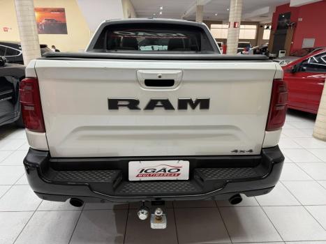 RAM Rampage 2.0 4P HURRICANE 4 TURBO R/T 4X4 AUTOM�TICO, Foto 7