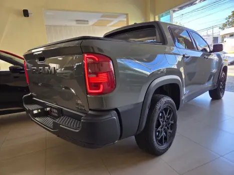 RAM Rampage 2.0 4P TURBO DIESEL REBEL 4X4 AUTOM�TICO, Foto 9