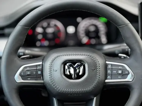 RAM Rampage 2.2 4P REBEL TURBO DIESEL 4X4 AUTOM�TICO, Foto 17