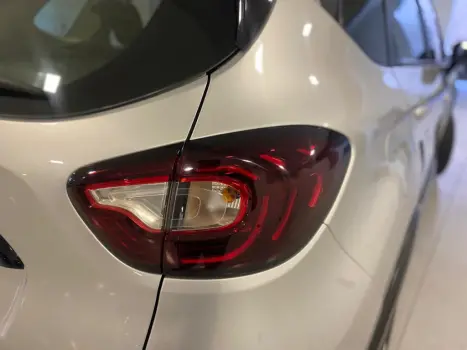 RENAULT Captur 1.6 16V 4P FLEX SCE LIFE X-TRONIC CVT, Foto 9