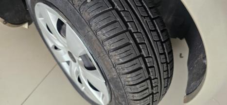 RENAULT Clio Hatch 1.0 16V 4P EXPRESSION, Foto 10