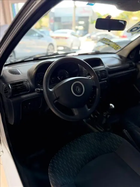 RENAULT Clio Hatch 1.0 16V 4P FLEX EXPRESSION, Foto 4