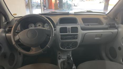 RENAULT Clio Sedan 1.0 16V 4P, Foto 4