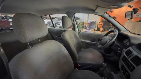 RENAULT Clio Sedan 1.0 16V 4P, Foto 9