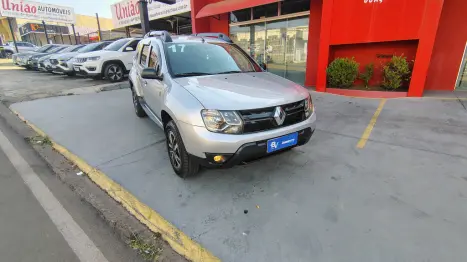 RENAULT Duster 1.6 16V 4P FLEX DAKAR, Foto 1 RENAULT Duster 1.6 16V 4P FLEX DAKAR, Foto 1