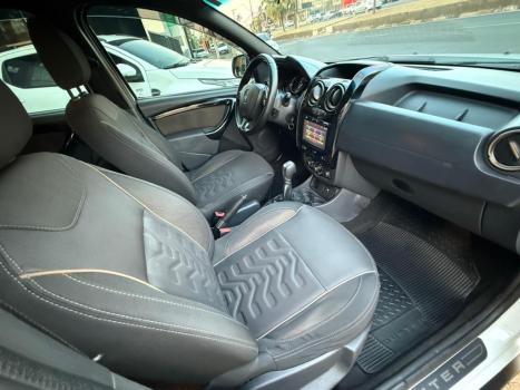 RENAULT Duster 1.6 16V 4P FLEX DYNAMIQUE AUTOM�TICO CVT, Foto 16