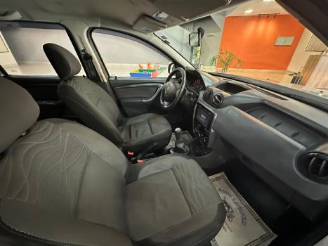 RENAULT Duster 1.6 16V 4P FLEX DYNAMIQUE, Foto 16 RENAULT Duster 1.6 16V 4P FLEX DYNAMIQUE, Foto 16