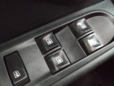 RENAULT Duster 1.6 16V 4P FLEX DYNAMIQUE, Foto 4