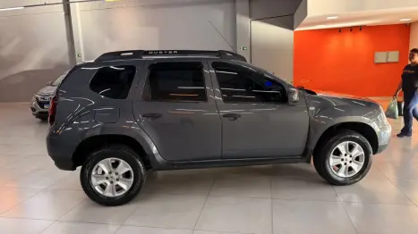 RENAULT Duster 1.6 16V 4P FLEX SCE AUTHENTIQUE X-TRONIC AUTOM�TICO, Foto 2