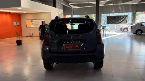 RENAULT Duster 1.6 16V 4P FLEX SCE AUTHENTIQUE X-TRONIC AUTOM�TICO, Foto 9