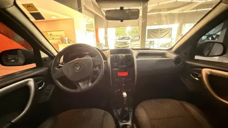 RENAULT Duster 1.6 16V 4P FLEX SCE AUTHENTIQUE X-TRONIC AUTOM�TICO, Foto 11