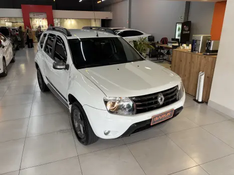 RENAULT Duster 2.0 16V 4P FLEX DYNAMIQUE AUTOMÁTICO, Foto 2 RENAULT Duster 2.0 16V 4P FLEX DYNAMIQUE AUTOMÁTICO, Foto 2