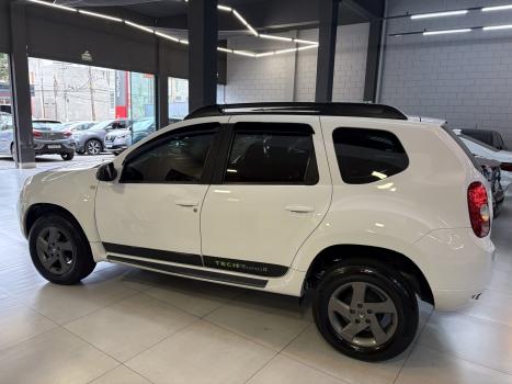 RENAULT Duster 2.0 16V 4P FLEX DYNAMIQUE AUTOMÁTICO, Foto 6 RENAULT Duster 2.0 16V 4P FLEX DYNAMIQUE AUTOMÁTICO, Foto 6