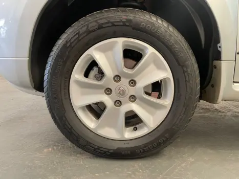 RENAULT Duster 2.0 16V 4P FLEX DYNAMIQUE AUTOMTICO, Foto 5