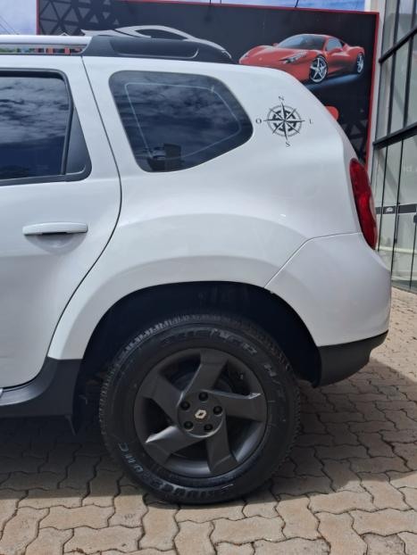 RENAULT Duster 2.0 16V 4P FLEX DYNAMIQUE 4X4, Foto 2