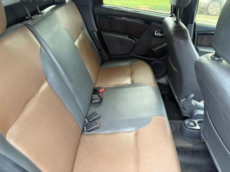 RENAULT Duster 2.0 16V 4P FLEX DYNAMIQUE AUTOM�TICO, Foto 4