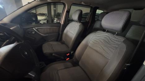 RENAULT Duster 2.0 16V 4P FLEX DYNAMIQUE AUTOM�TICO, Foto 10