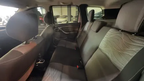 RENAULT Duster 2.0 16V 4P FLEX DYNAMIQUE AUTOM�TICO, Foto 16