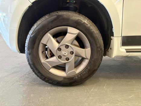 RENAULT Duster 2.0 16V 4P FLEX DYNAMIQUE AUTOM�TICO, Foto 5