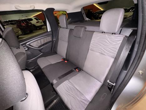 RENAULT Duster 2.0 16V 4P FLEX DYNAMIQUE AUTOM�TICO, Foto 16