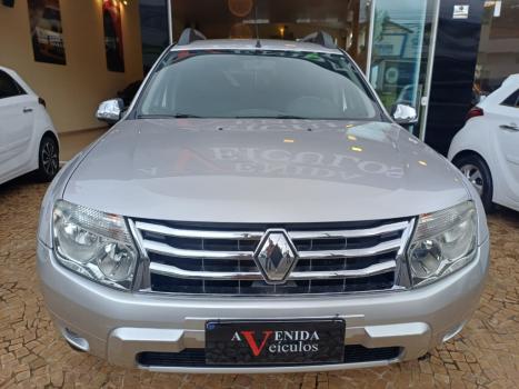 RENAULT Duster 2.0 16V 4P FLEX DYNAMIQUE AUTOM�TICO, Foto 6