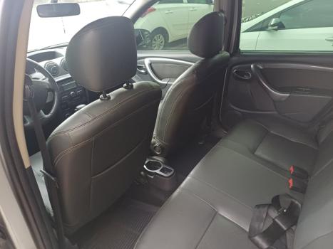 RENAULT Duster 2.0 16V 4P FLEX DYNAMIQUE AUTOM�TICO, Foto 11