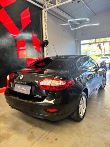RENAULT Fluence 2.0 16V 4P FLEX DYNAMIQUE AUTOM�TICO, Foto 4