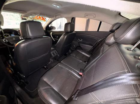 RENAULT Fluence 2.0 16V 4P FLEX DYNAMIQUE AUTOM�TICO, Foto 6