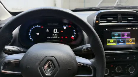 RENAULT Kwid 1.0 12V 4P SCE FLEX OUTSIDER, Foto 7