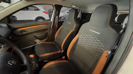 RENAULT Kwid 1.0 12V 4P SCE FLEX OUTSIDER, Foto 9