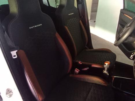 RENAULT Kwid 1.0 12V 4P SCE FLEX OUTSIDER, Foto 11