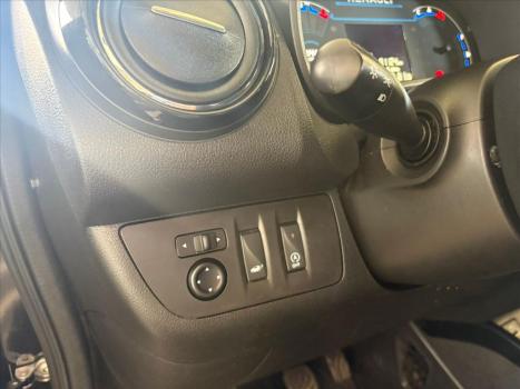 RENAULT Kwid 1.0 12V 4P SCE FLEX INTENSE, Foto 12