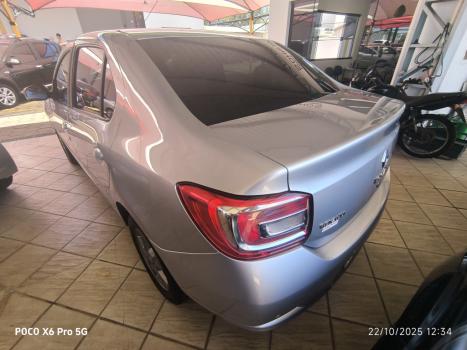 RENAULT Logan 1.0 12V 4P FLEX SCE EXPRESSION, Foto 4 RENAULT Logan 1.0 12V 4P FLEX SCE EXPRESSION, Foto 4