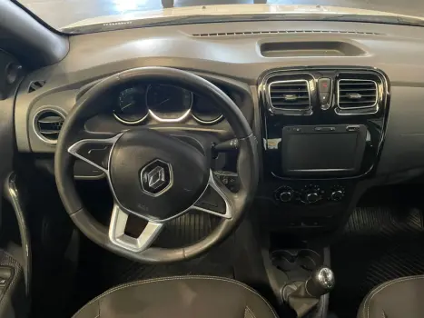 RENAULT Logan 1.6 16V 4P FLEX SCE ZEN, Foto 7
