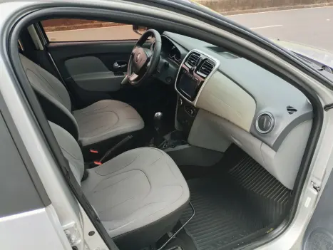 RENAULT Logan 1.6 4P FLEX DINAMIQUE, Foto 12