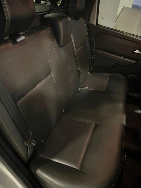 RENAULT Oroch 1.3 16V 4P OUTSIDER TURBO TCe AUTOM�TICO CVT, Foto 18