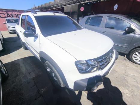 RENAULT Oroch 1.3 16V 4P OUTSIDER TURBO TCe AUTOM�TICO CVT, Foto 1