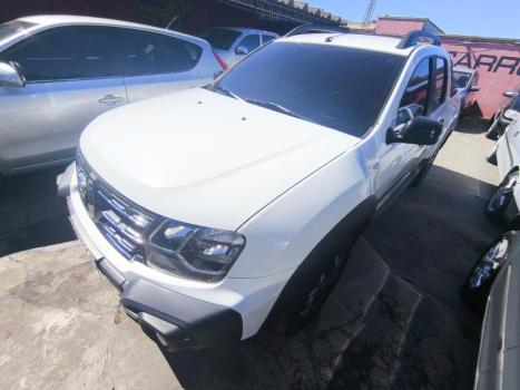 RENAULT Oroch 1.3 16V 4P OUTSIDER TURBO TCe AUTOM�TICO CVT, Foto 2
