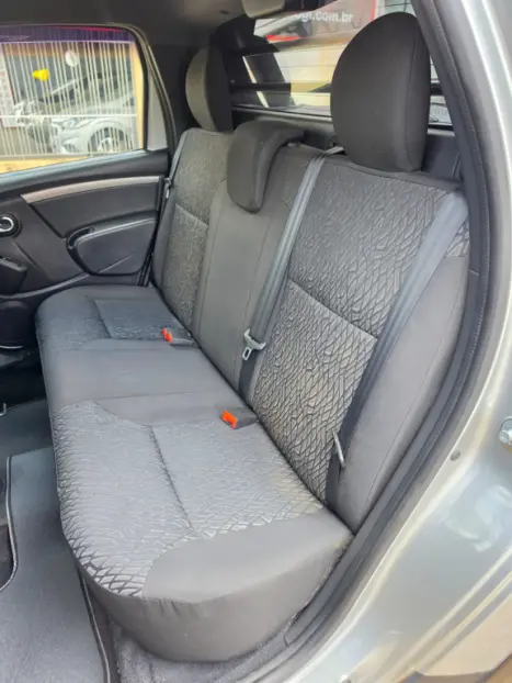 RENAULT Oroch 1.6 16V 4P FLEX EXPRESSION, Foto 12